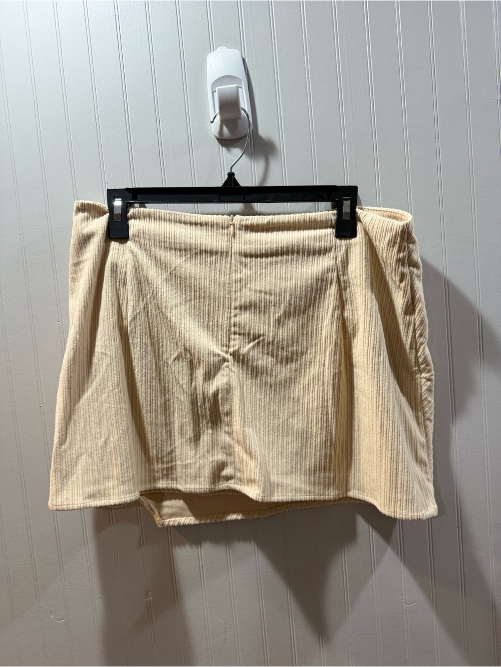 Cupshe Cream Ribbed Wrap-Effect Mini Skirt - Picture 2 of 2
